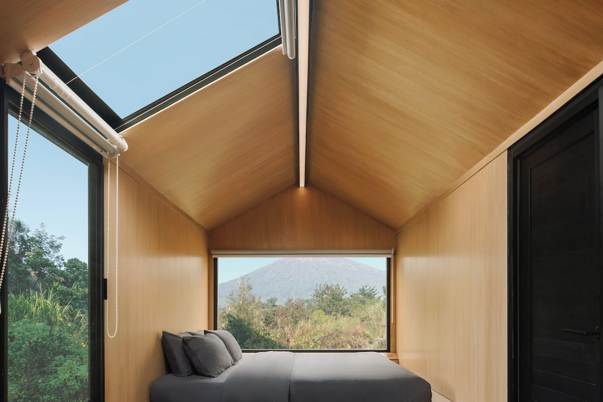1 bedroom, desk, laptop workspace, free WiFi