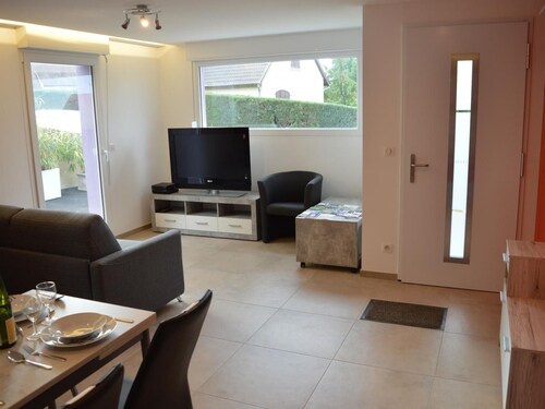 Charmant Gîte Familial Près des Pistes Cyclables et Randonnées - Terrasse et Parking Privé