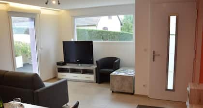 Charmant Gîte Familial Près des Pistes Cyclables et Randonnées - Terrasse et Parking Privé