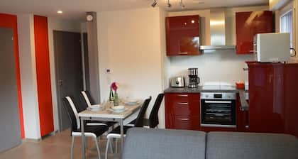Charmant Gîte Familial Près des Pistes Cyclables et Randonnées - Terrasse et Parking Privé