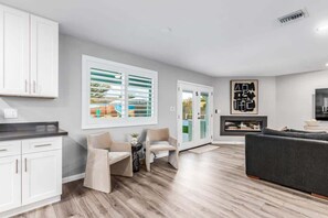 Interior - Resort Oasis| Pool + Pickle & Basketball |Putt Grn (Scottsdale)