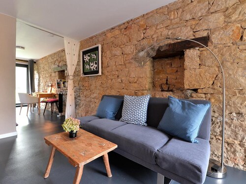 Gemütliches Loft mit privatem Parkplatz und Garten, ideal für Paare und Familien