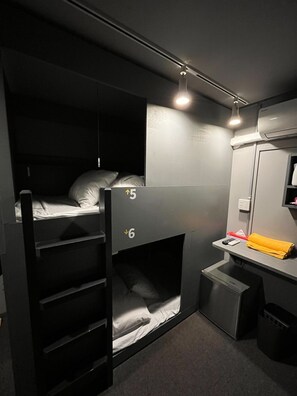 1 dormitori, wifi gratuïta i roba de llit