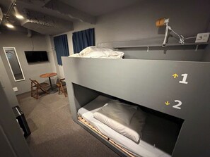 1 chambre, Wi-Fi gratuit, draps fournis