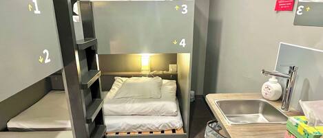 1 bedroom, free WiFi, bed sheets