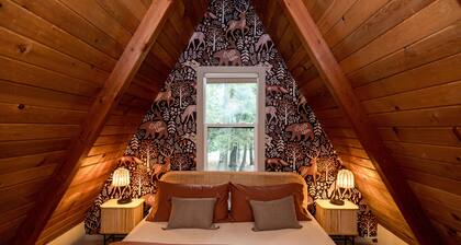 WunderDigs | FUNGI-tastic AFrame wModern Comforts