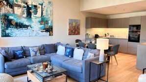 Unclassified image, 4 of 11, button - Luxury Apartment with Terrace in the Heart of Les Gets (Les Gets)