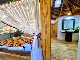 Deluxe Double or Twin Room | Desk, laptop workspace, iron/ironing board, bed sheets