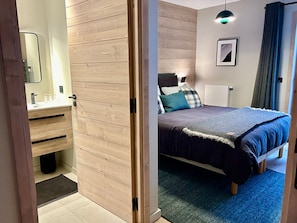 4 Schlafzimmer, kostenloses WLAN, Bettwäsche