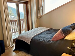 4 bedrooms, free WiFi, bed sheets