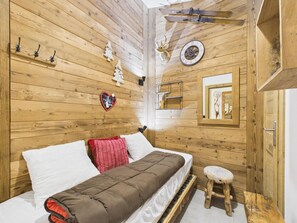 3 bedrooms