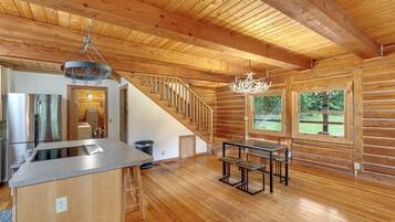 Cabin (Elk Meadow) | Exterior