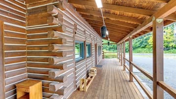 Cabin (Elk Meadow) | Exterior
