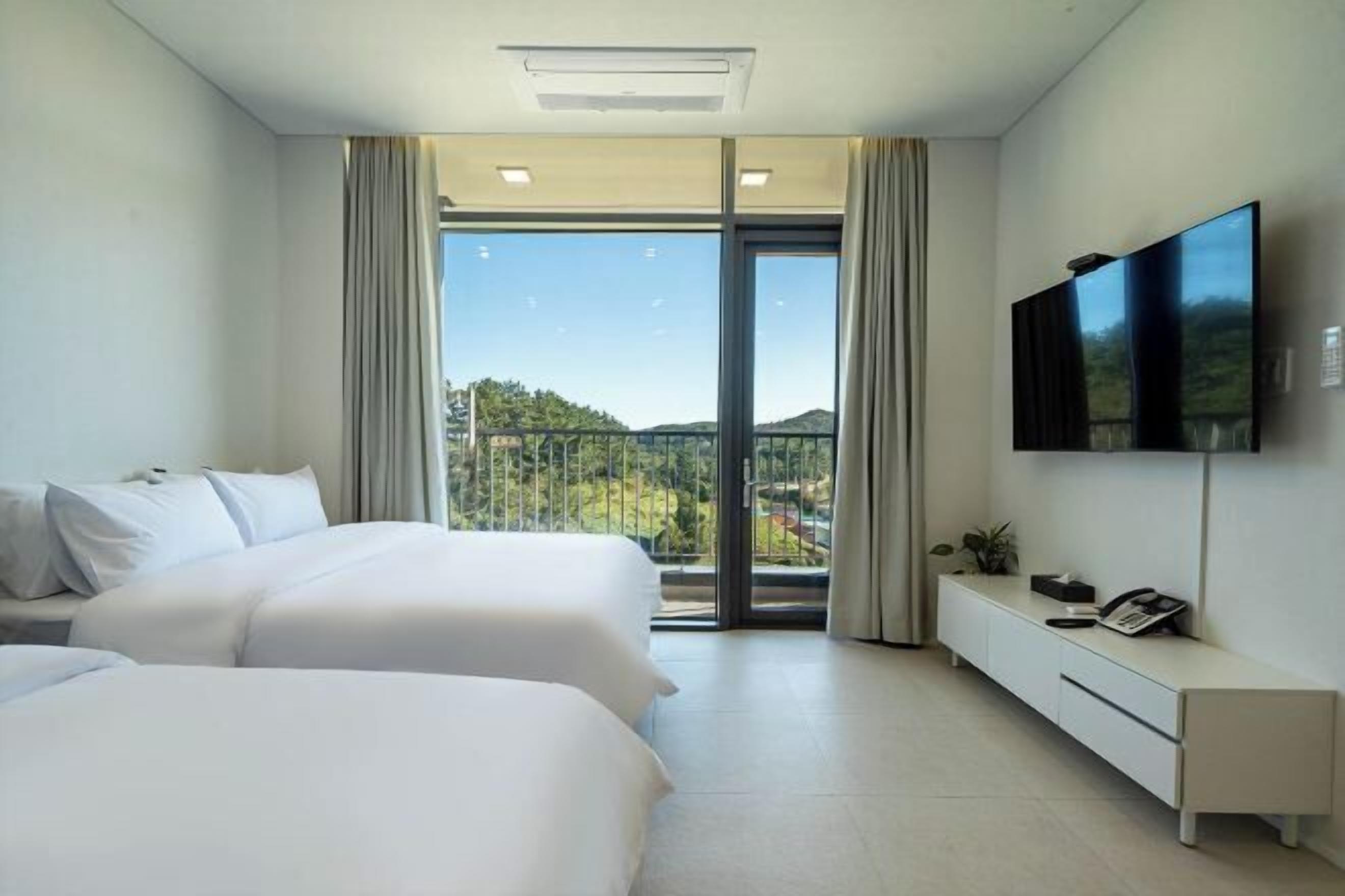 客室ごとに異なる装飾、客室ごとに異なるインテリア、WiFi (無料)、ベッドシーツ