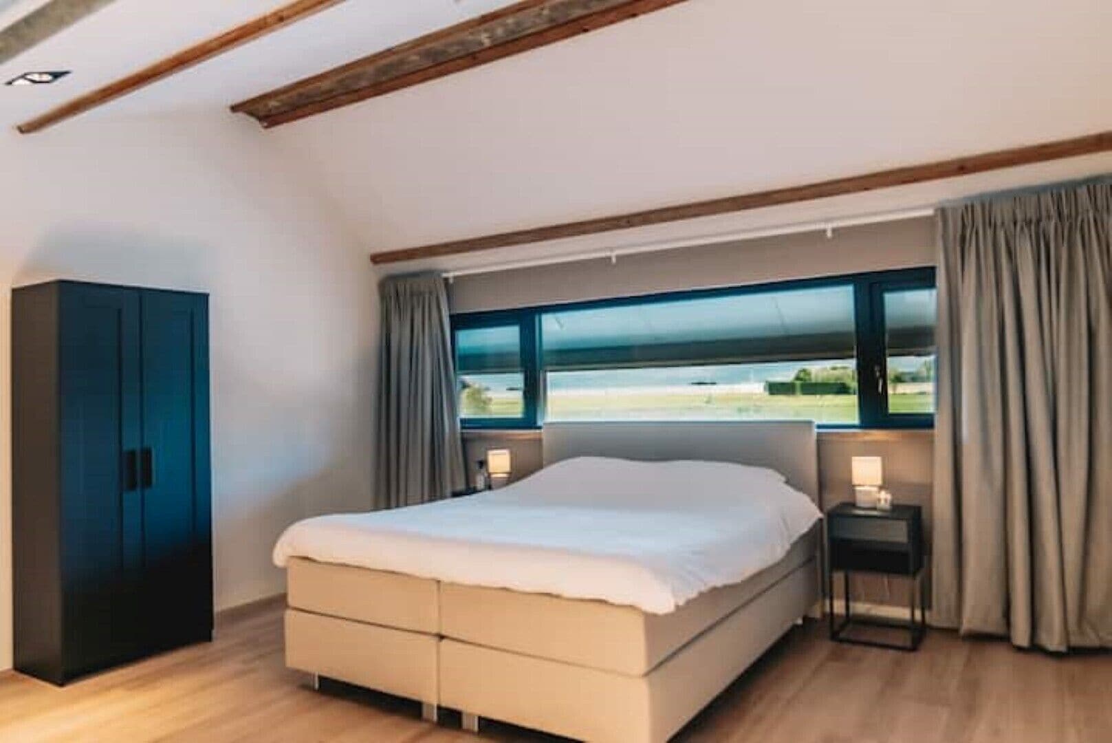 1 soverom, safe på rommet, wi-fi (inkludert) og sengetøy