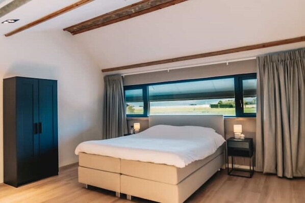 1 Schlafzimmer, Zimmersafe, kostenloses WLAN, Bettwäsche