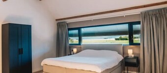 Luxery wellness with jacuzzi and sauna