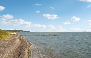 In Strandnähe, Angeln