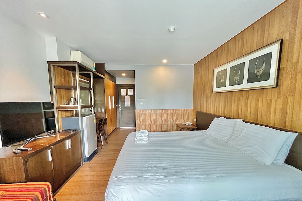 Deluxe-rum | Värdeförvaringsskåp på rummet, individuell inredning och unika möbler