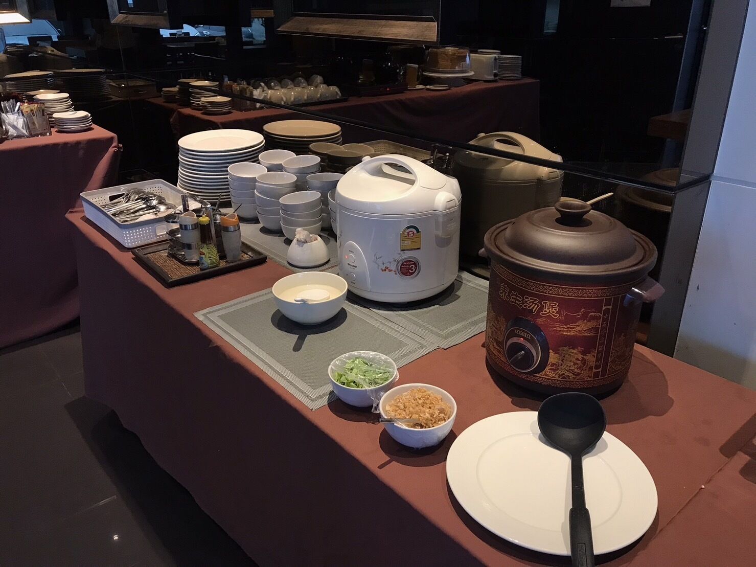 Petit déjeuner buffet