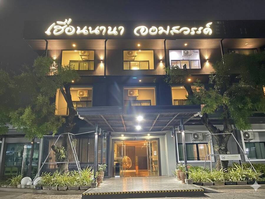 Fachada da propriedade