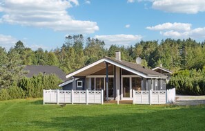 Exterior - 3 bedroom gorgeous home in Ebeltoft (Ebeltoft)