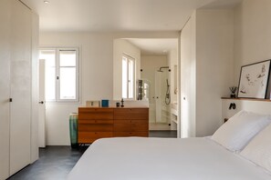 3 Schlafzimmer, Schreibtisch, WLAN, Bettwäsche