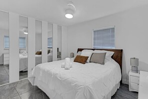 3 dormitorios, tabla de planchar con plancha, wifi gratis y ropa de cama