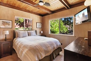 3 chambres, fer et planche à repasser, Wi-Fi, draps fournis