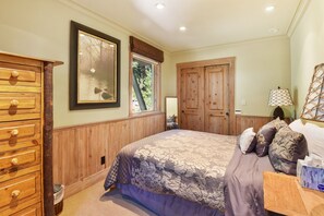 4 sovrum, strykjärn/strykbräda, wi-fi och sängkläder