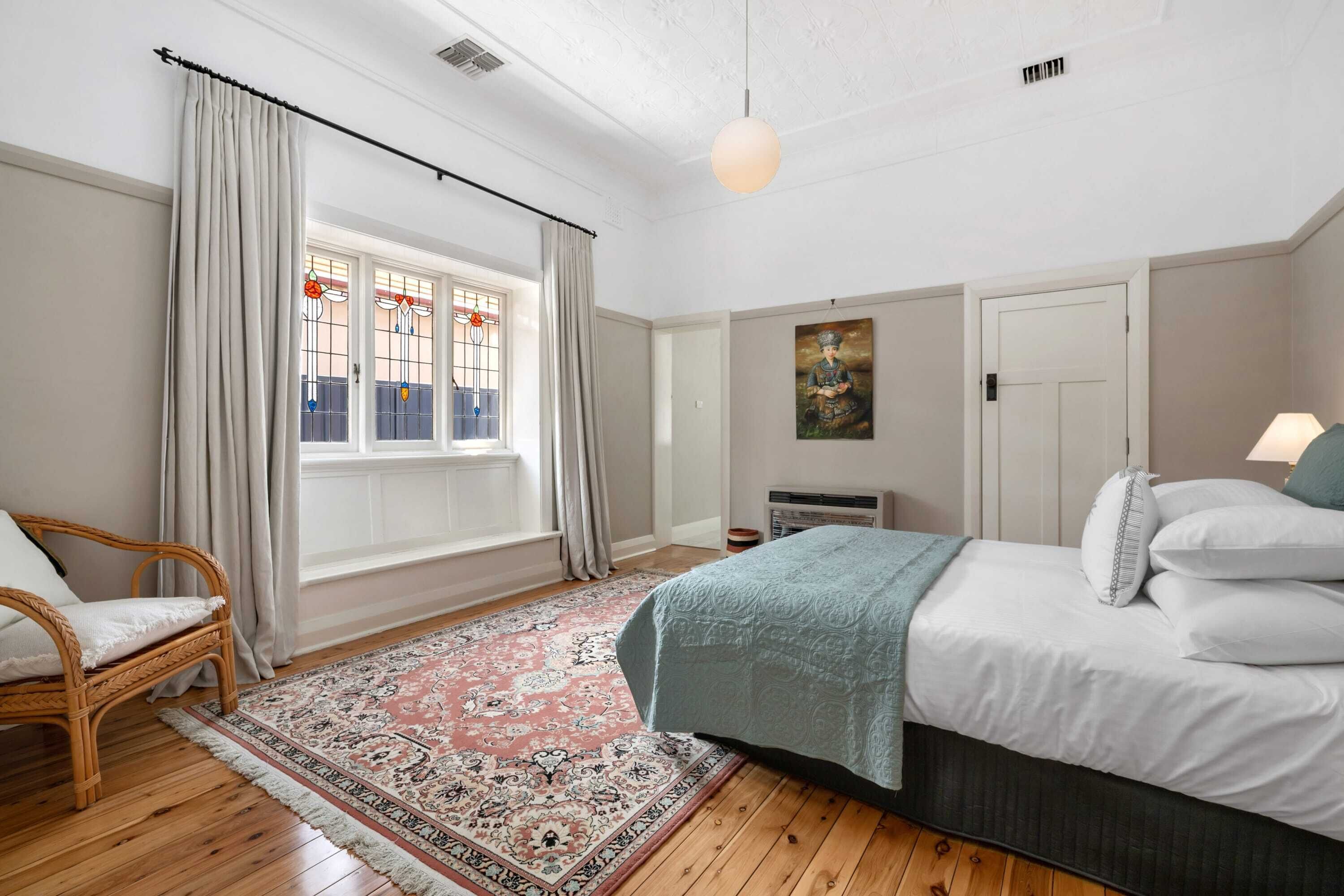 6 soverom, skrivebord, strykejern/-brett og wi-fi