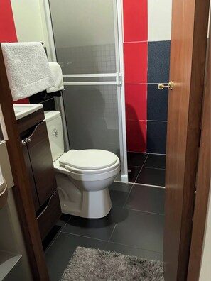 Bathroom - Apartamento Cerca al Centro 501 (Medellín)