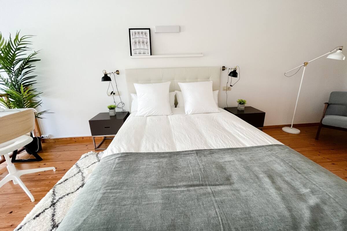 Loft (Nordic Style) | 1 Schlafzimmer, Schreibtisch, laptopgeeigneter Arbeitsplatz