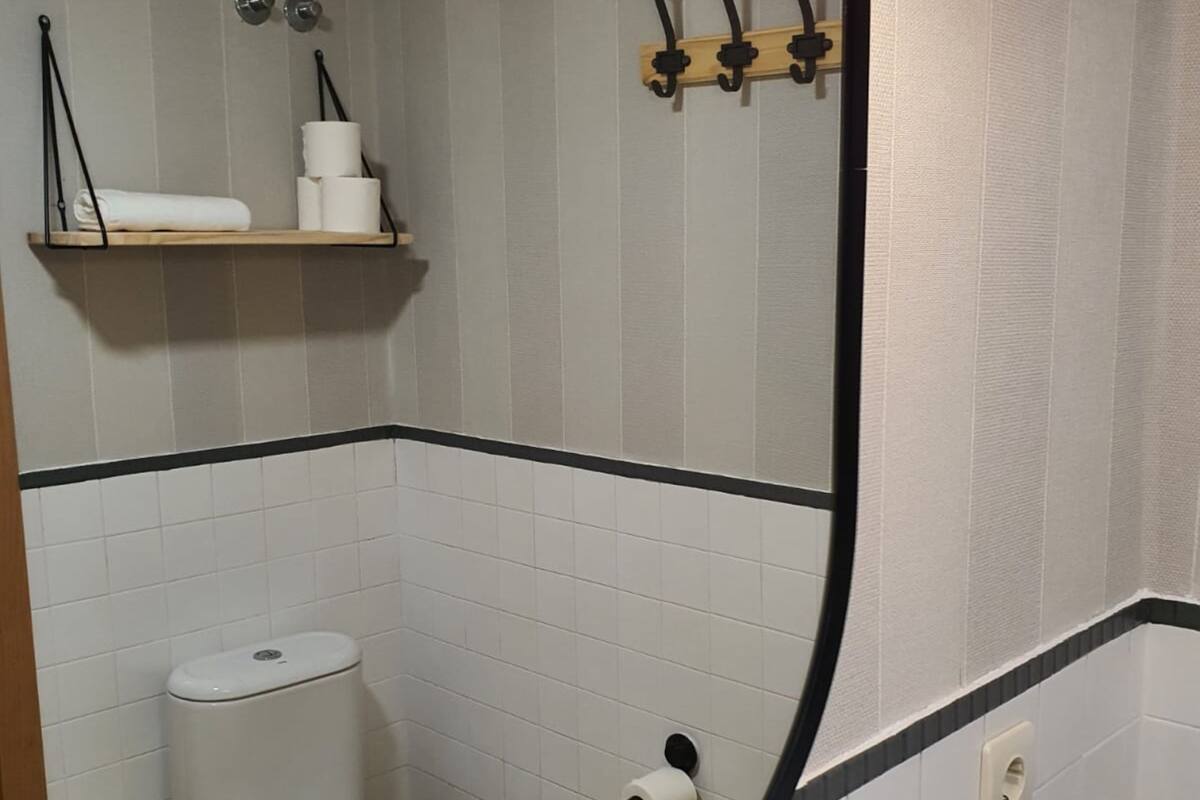 Loft (Comfortable) | Badezimmer | Haartrockner, Handtücher, Seife, Shampoo