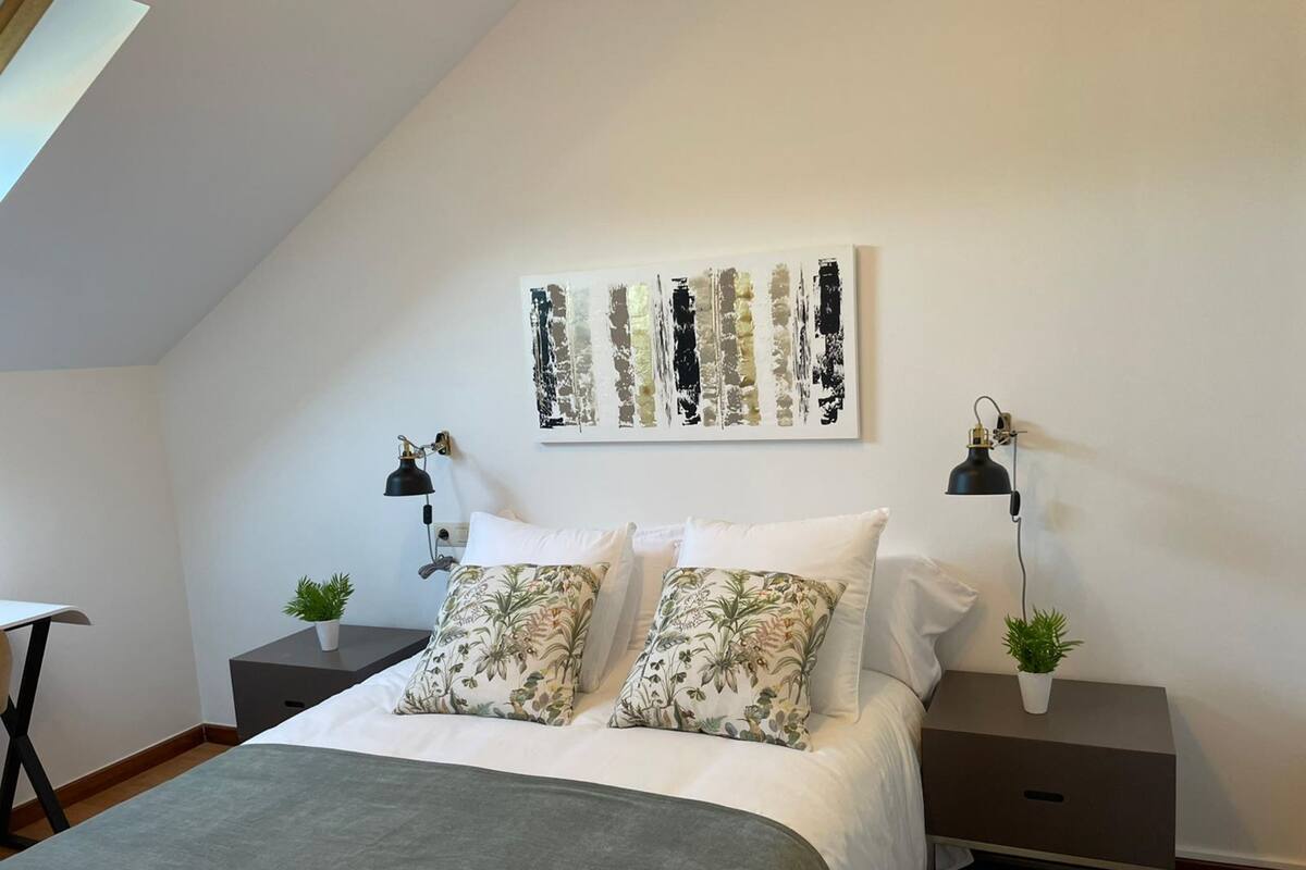 Maisonette (Wonderful) | 1 Schlafzimmer, Schreibtisch, laptopgeeigneter Arbeitsplatz