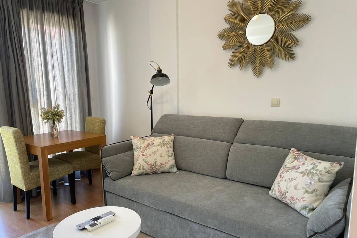 Maisonnette (Nice) | Woonkamer | Een smart-tv