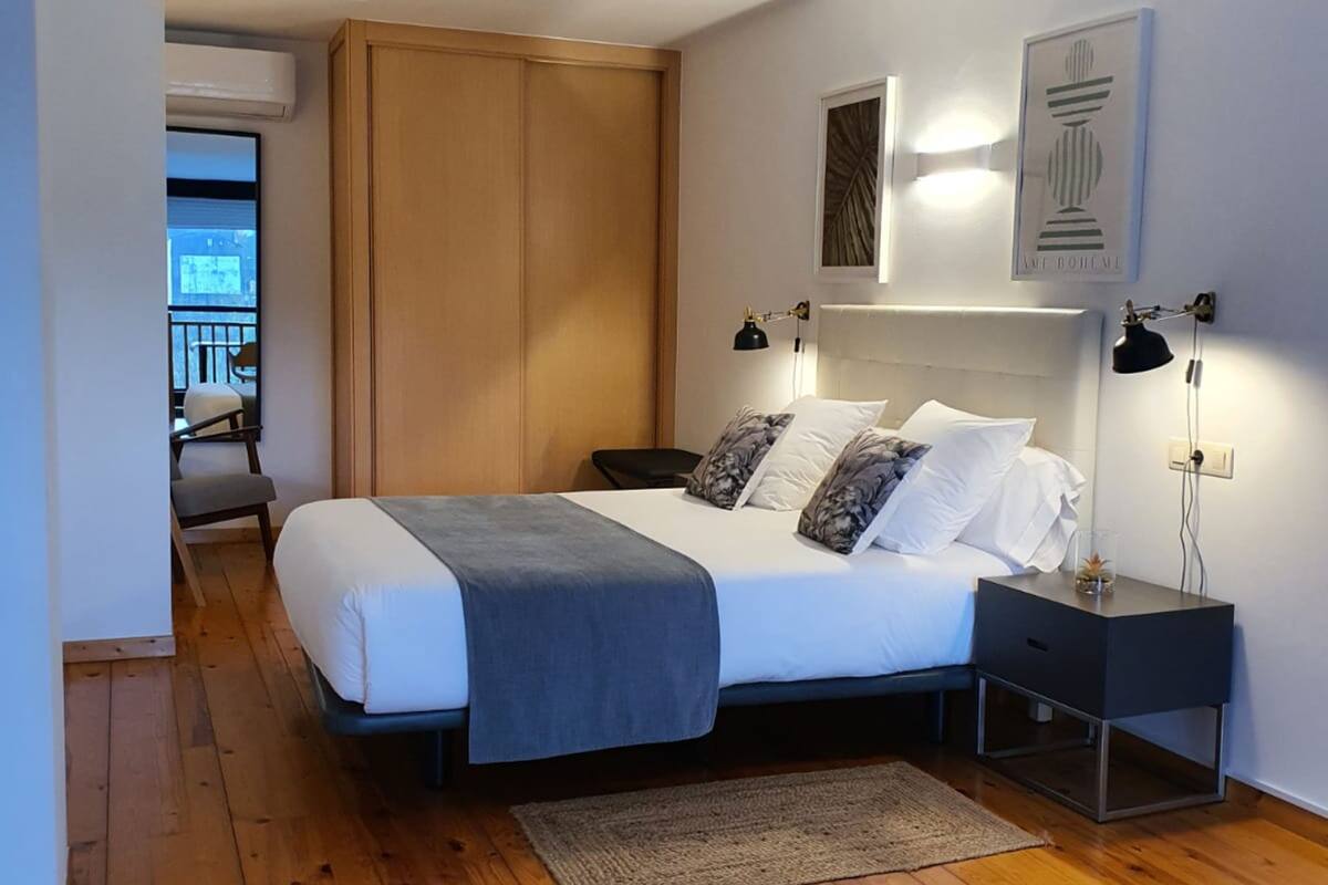 Loft (Spectacular) | 1 Schlafzimmer, Schreibtisch, laptopgeeigneter Arbeitsplatz