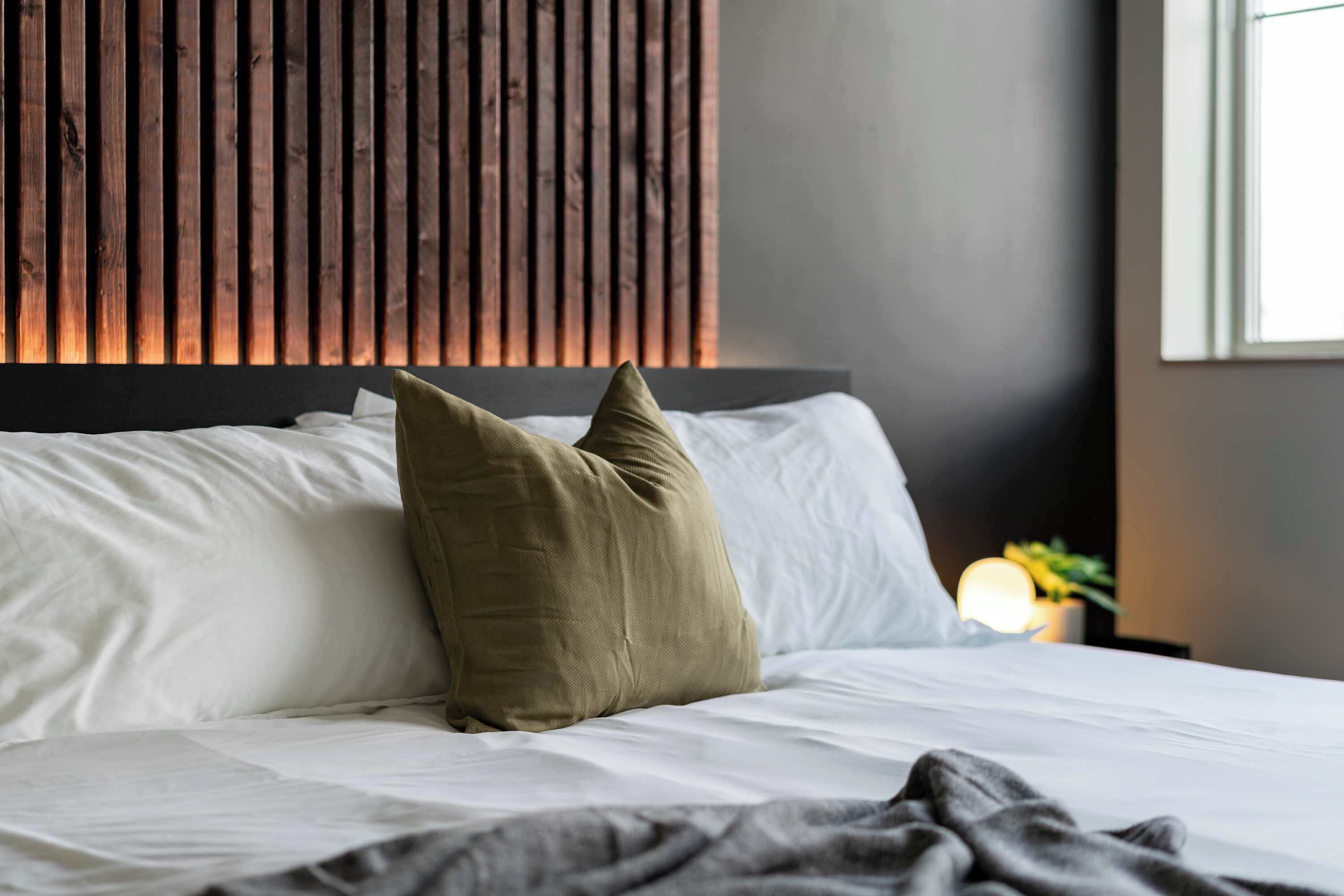 1 Schlafzimmer, Schreibtisch, Bügeleisen/Bügelbrett, Reisekinderbett