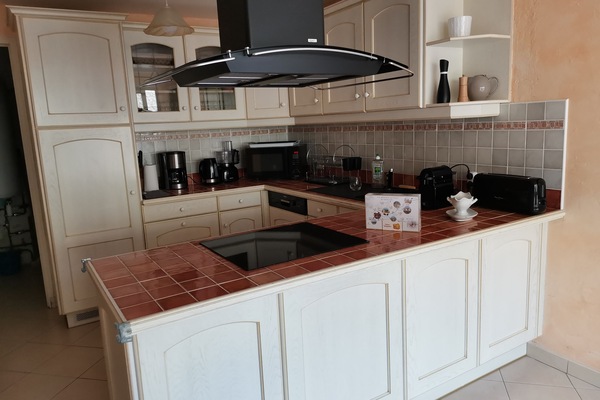 Frigorífic, microones, forn i placa de cuina