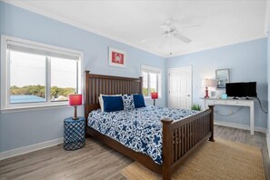 3 bedrooms, iron/ironing board, WiFi, bed sheets - Large Three Bedroom Oceanside Condo with a Pool (Ocean City)