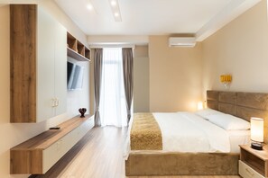 3 室のベッドルーム、WiFi、ベッドシーツ