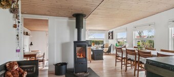 2 bedroom awesome home in Kalundborg