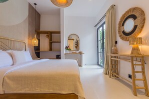 1 bedroom, in-room safe, iron/ironing board, free WiFi