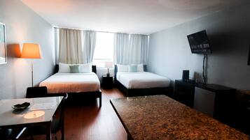 1 slaapkamer, een strijkplank/strijkijzer, gratis wifi, beddengoed