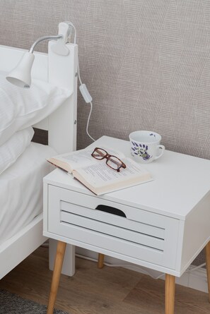 1 bedroom, bed sheets - Cozy Apartment Rakoczego 308 by Renters (Gdansk)