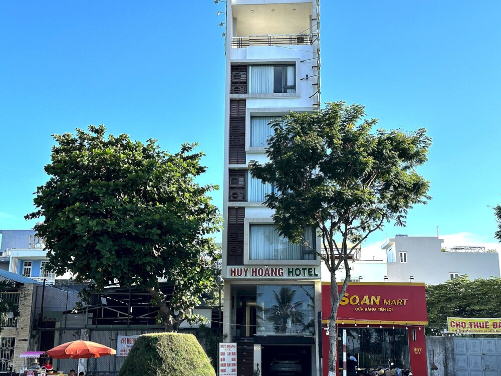 Khách Sạn Huy Hoàng