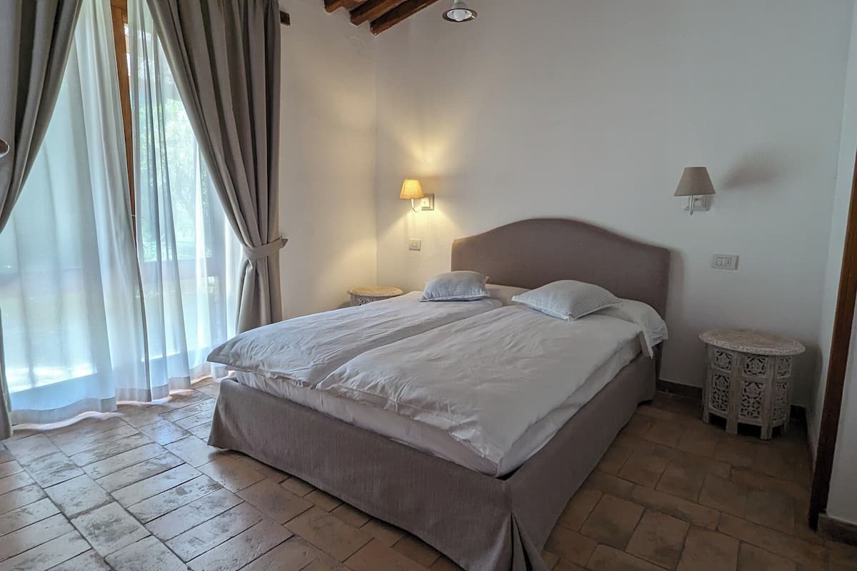 Economy Room | 2 bedrooms, Egyptian cotton sheets, premium bedding, down comforters