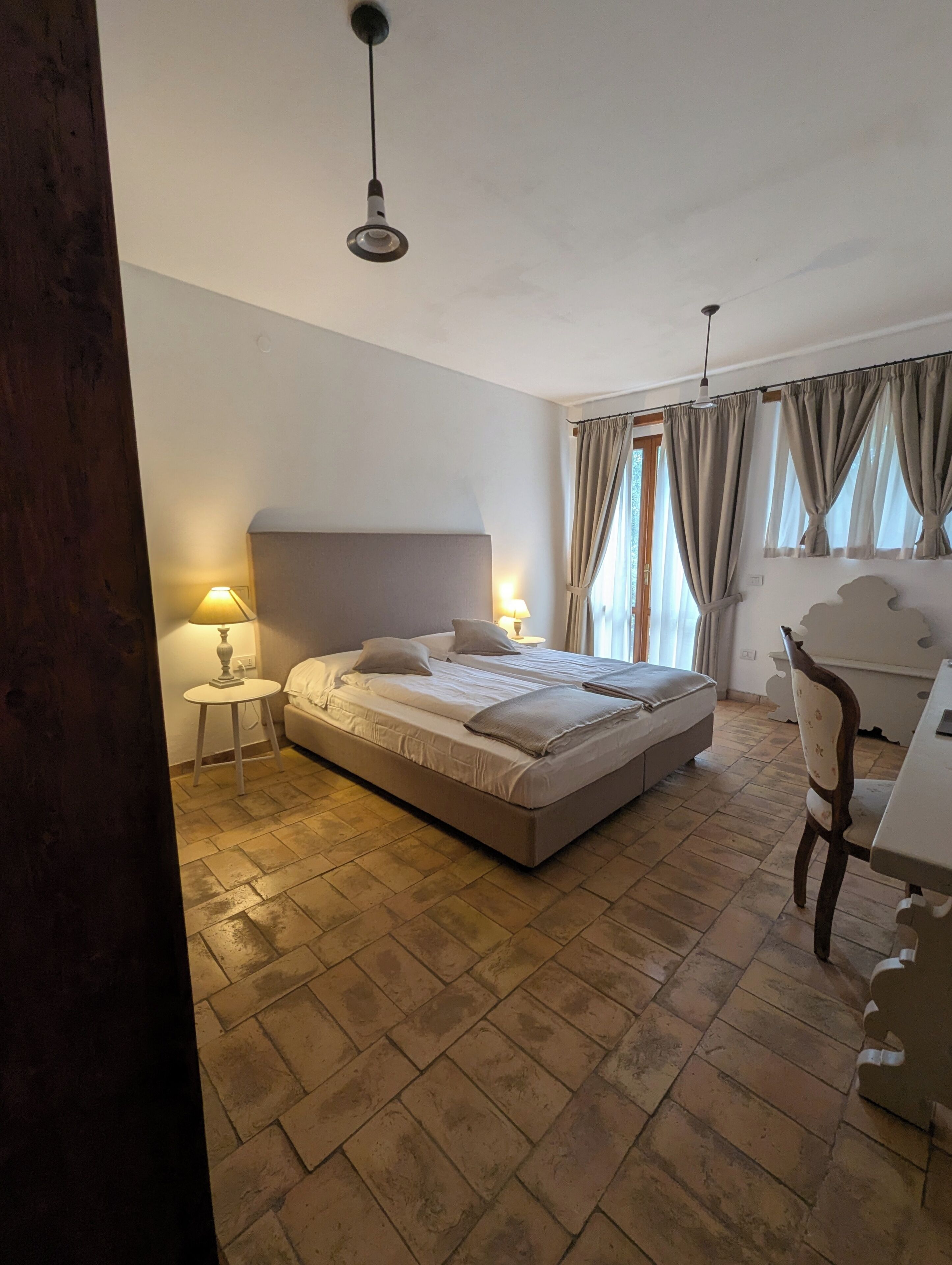Standard Room | Egyptian cotton sheets, premium bedding, down comforters