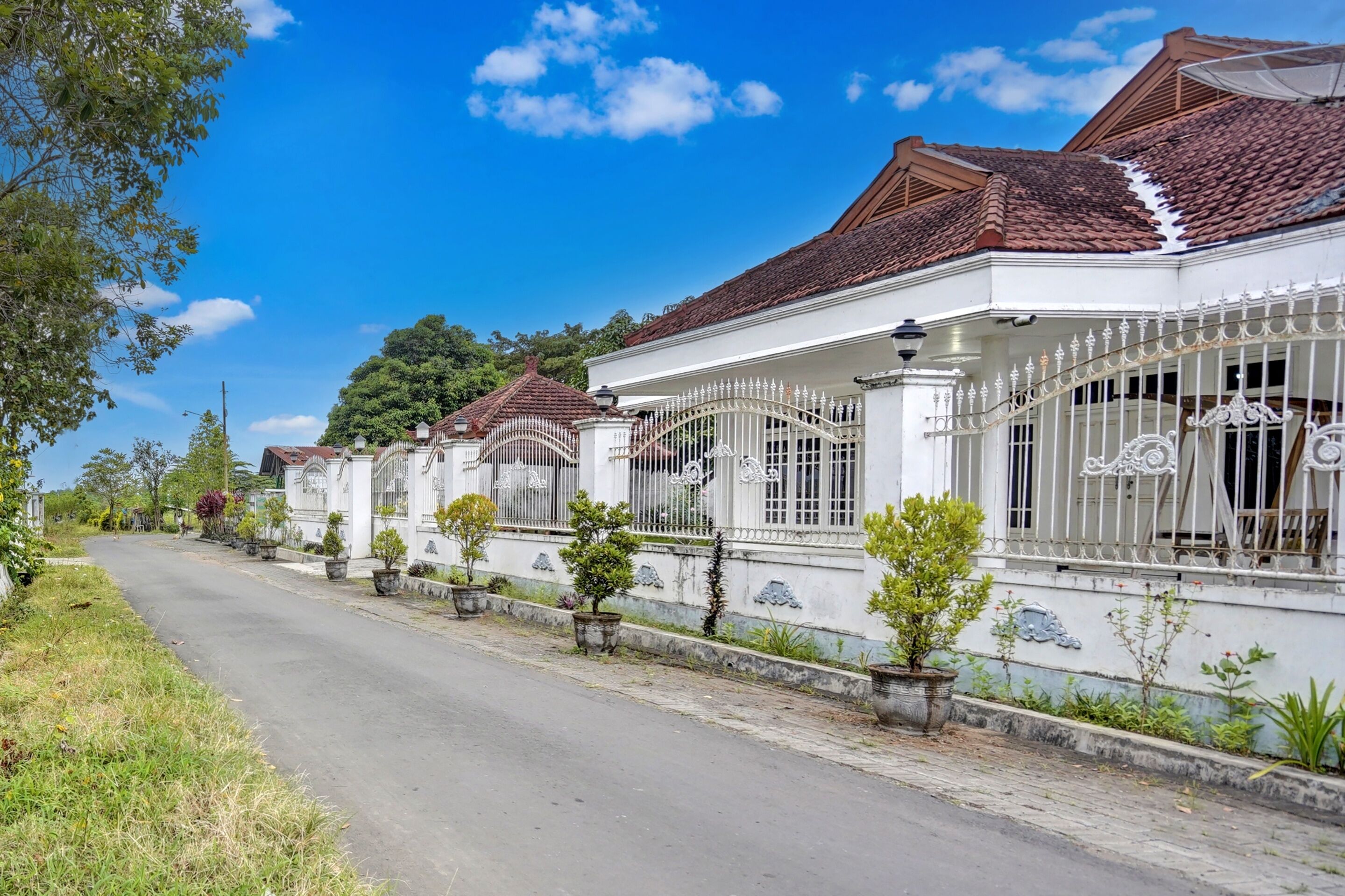 Mặt tiền nơi lưu trú