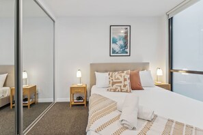 2 chambres, fer et planche à repasser, lit parapluie, Wi-Fi gratuit